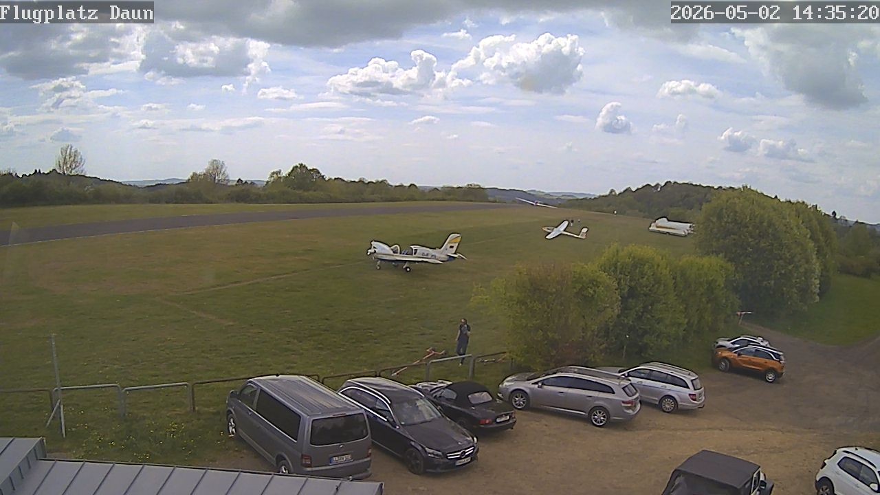 Archiv Foto Webcam Daun - Flugplatz