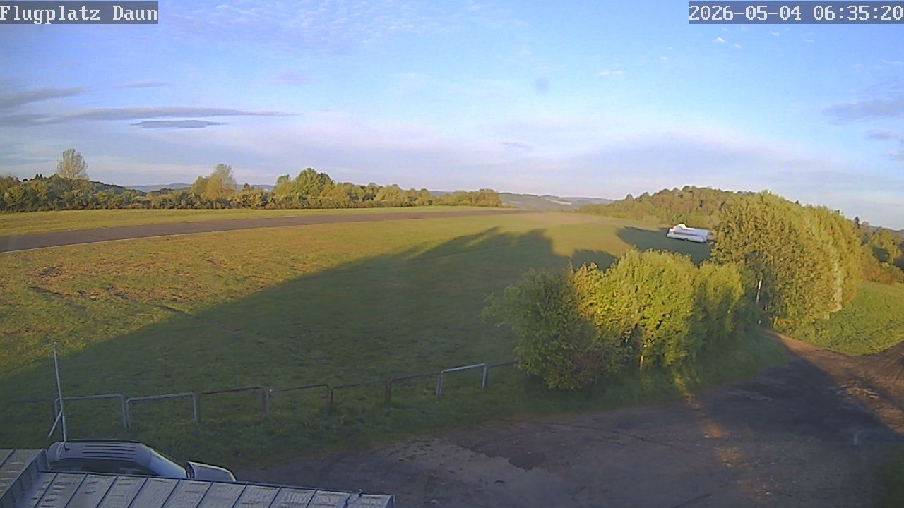 Archiv Foto Webcam Daun - Flugplatz