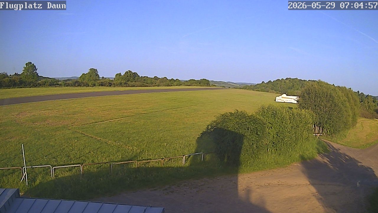 Archiv Foto Webcam Daun - Flugplatz