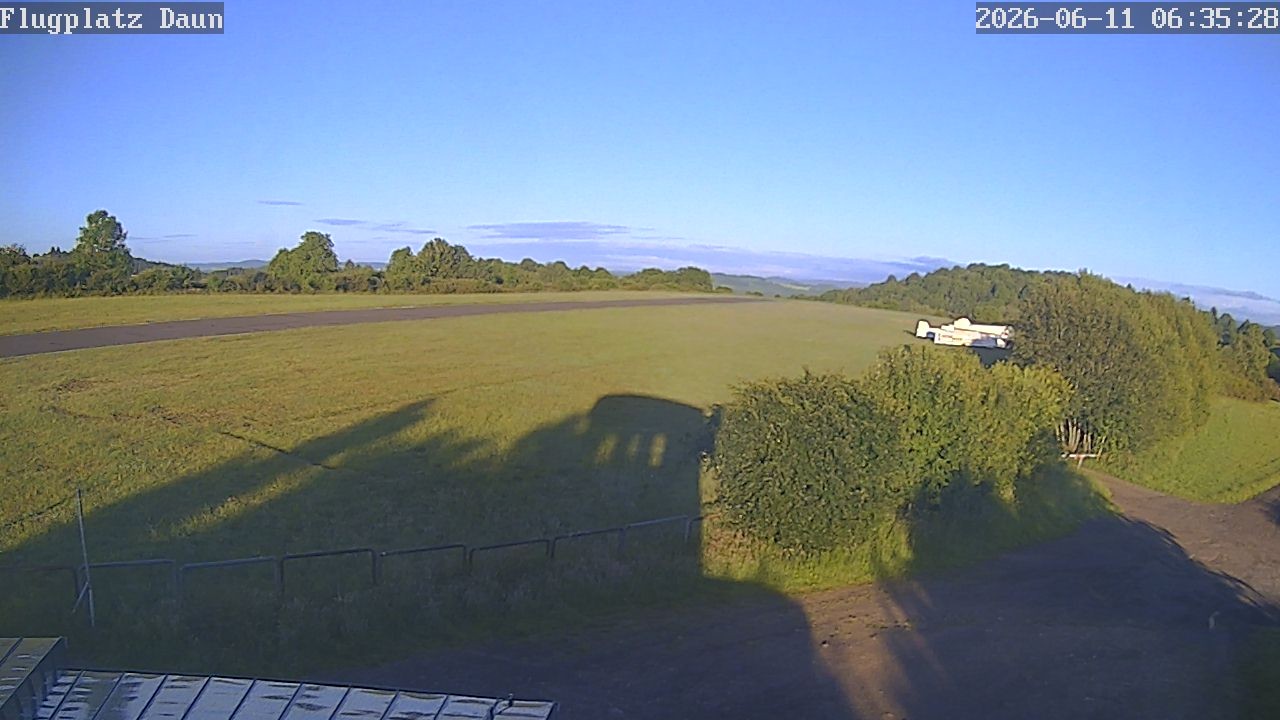 Archived image Webcam Daun, Airfield