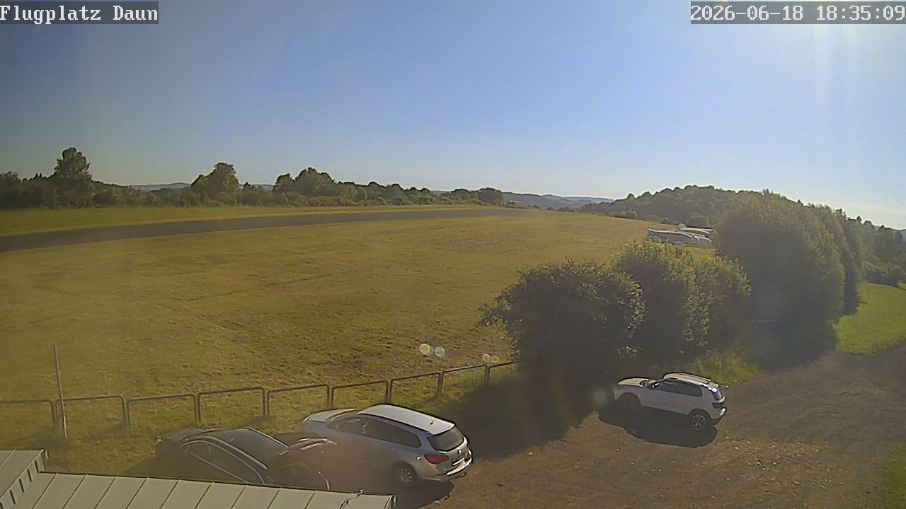 Archiv Foto Webcam Daun - Flugplatz