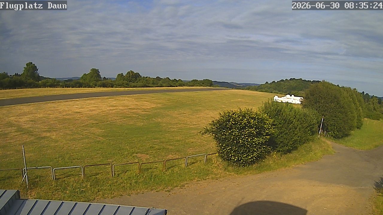 Archiv Foto Webcam Daun - Flugplatz