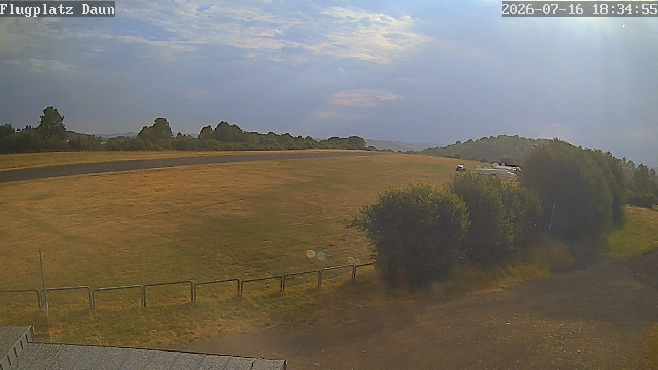 Archiv Foto Webcam Daun - Flugplatz