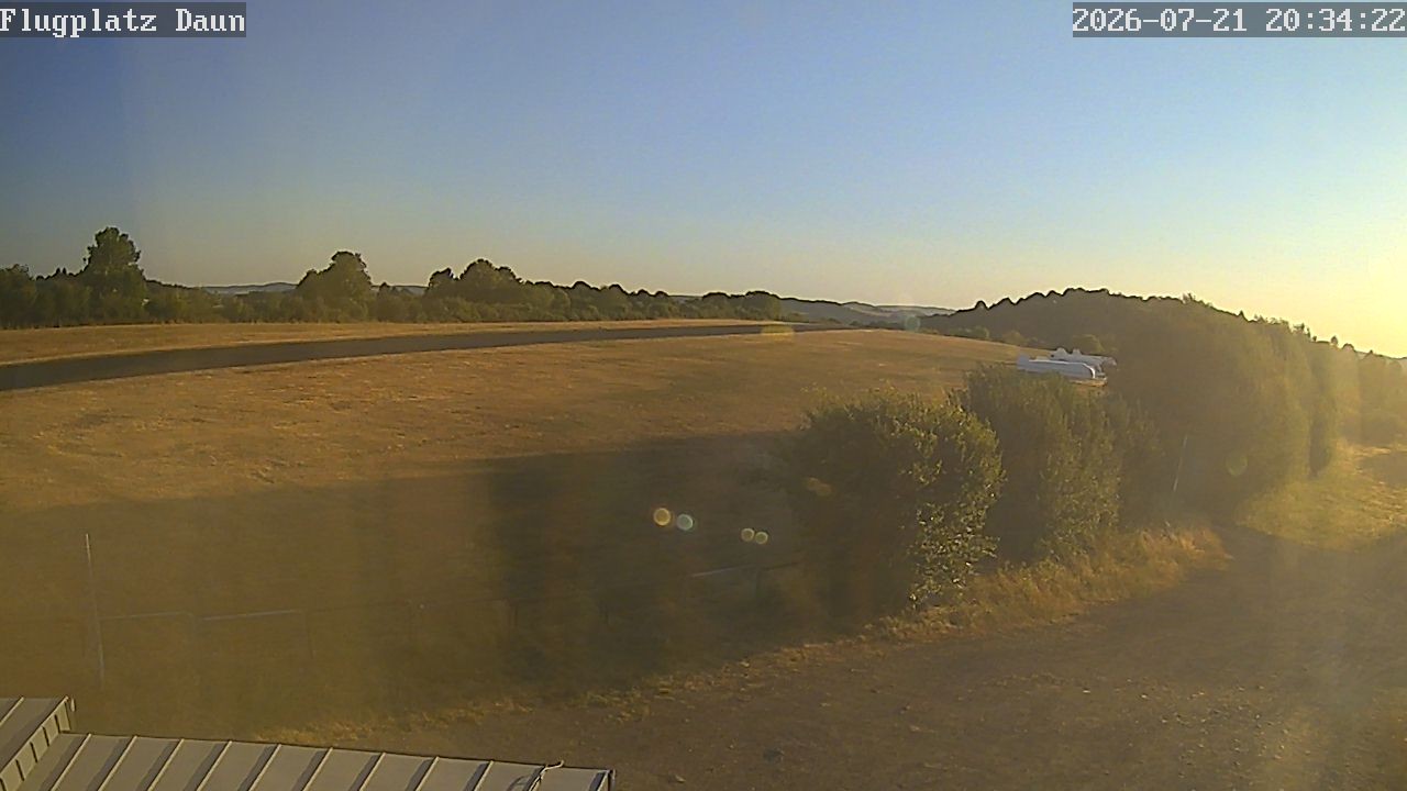 Archiv Foto Webcam Daun - Flugplatz