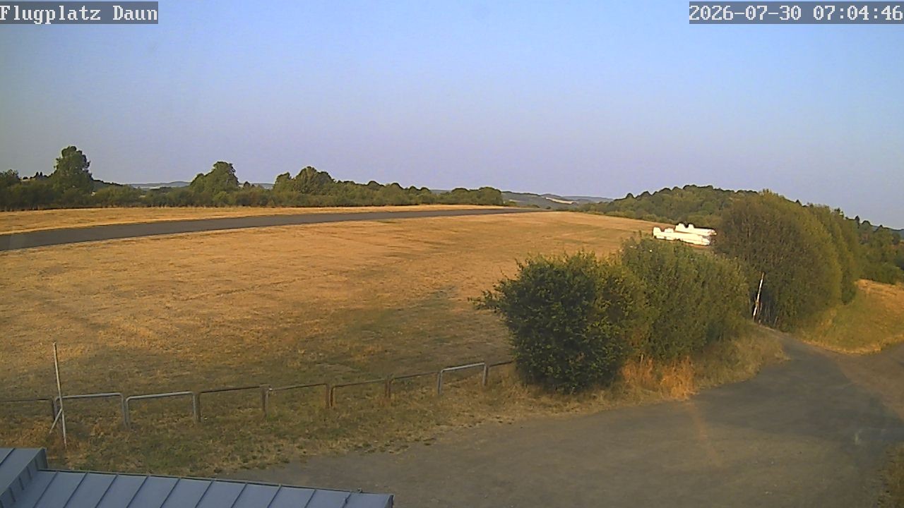 Archived image Webcam Daun, Airfield