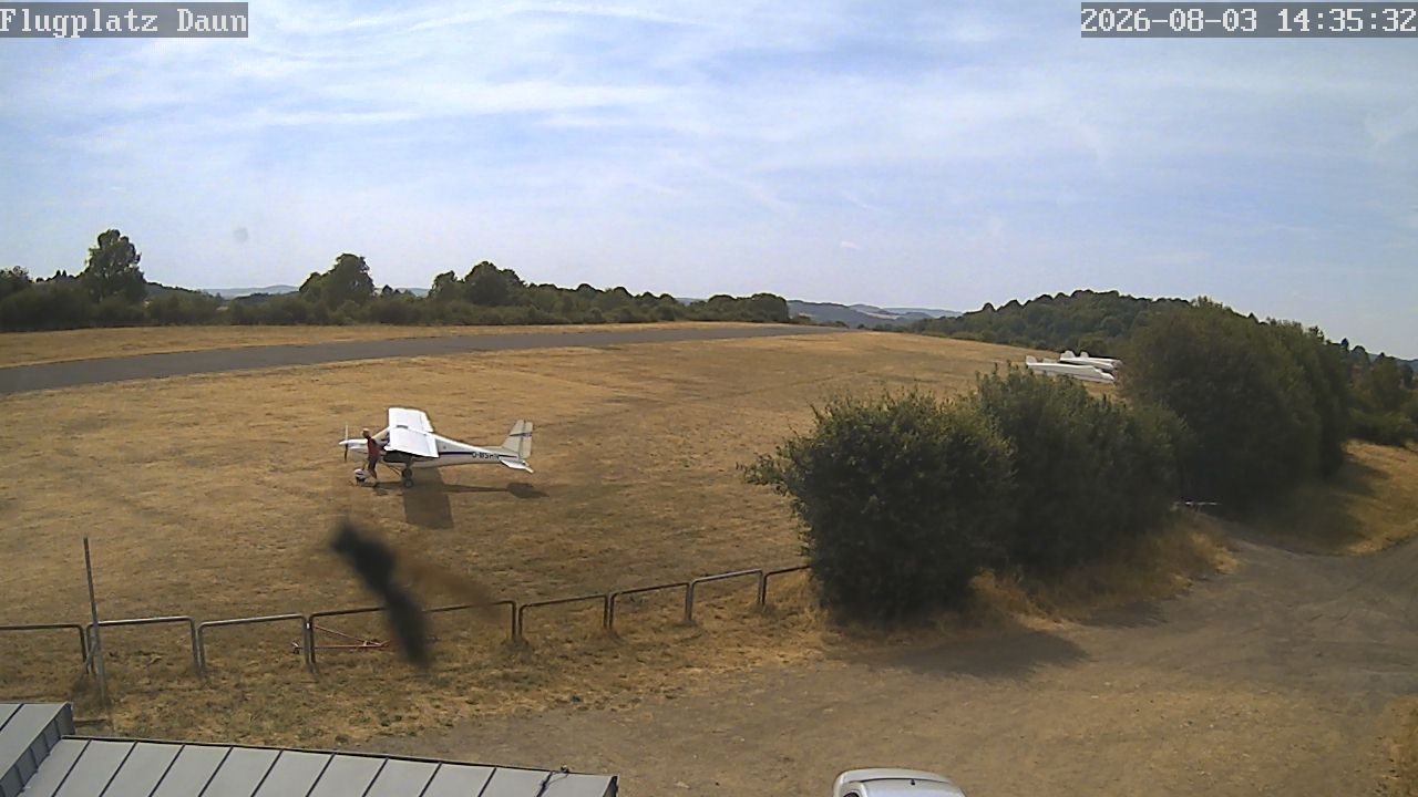 Archiv Foto Webcam Daun - Flugplatz