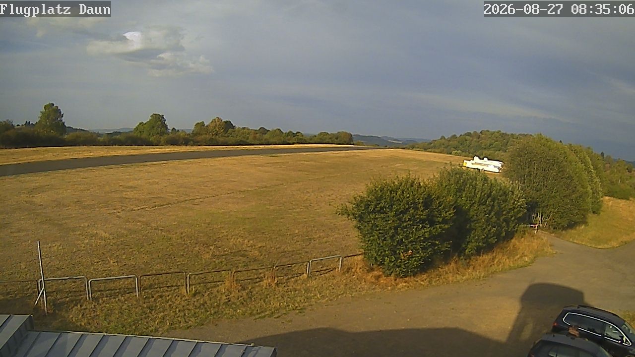 Archiv Foto Webcam Daun - Flugplatz