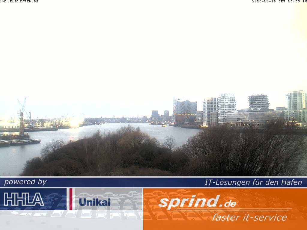 Archived image Webcam Hamburg Cruise Center