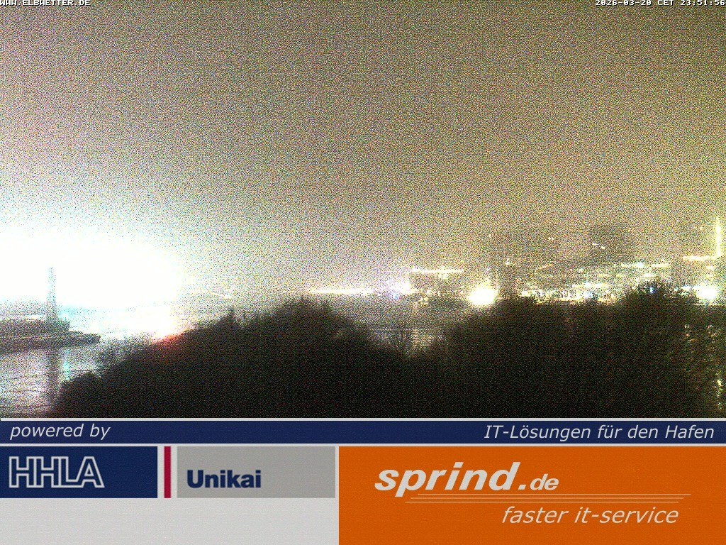 Archived image Webcam Hamburg Cruise Center