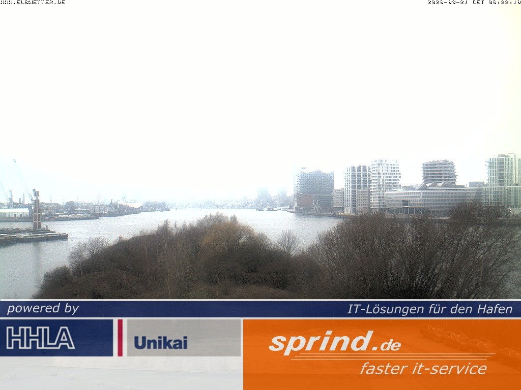 Archived image Webcam Hamburg Cruise Center