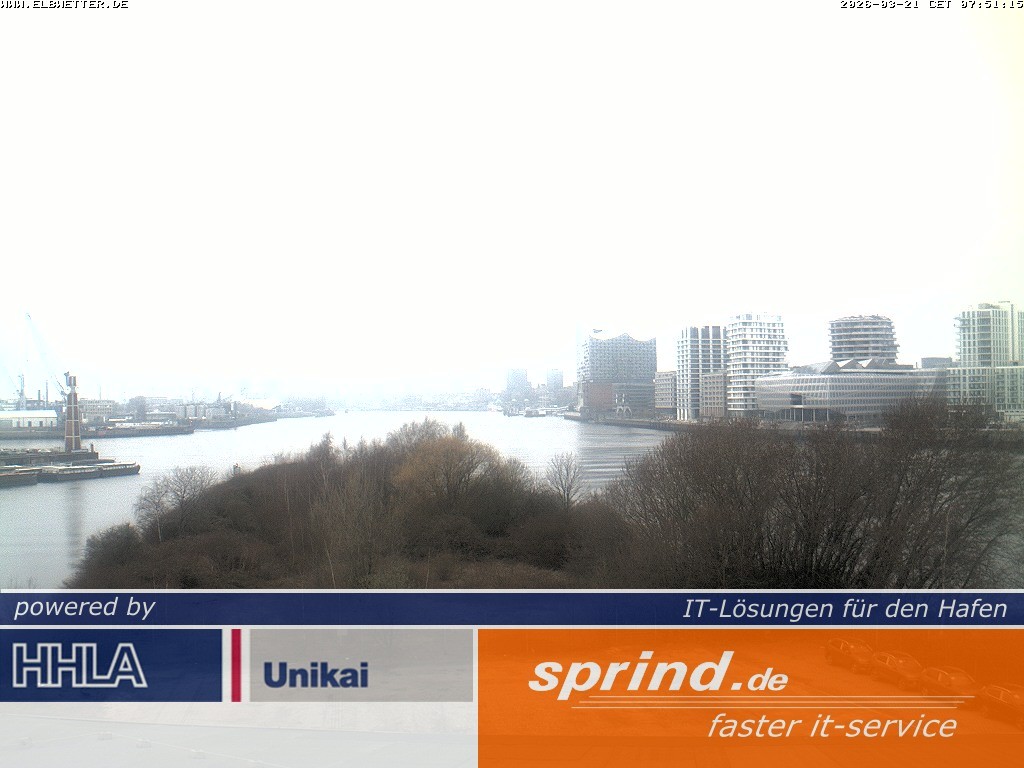 Archived image Webcam Hamburg Cruise Center