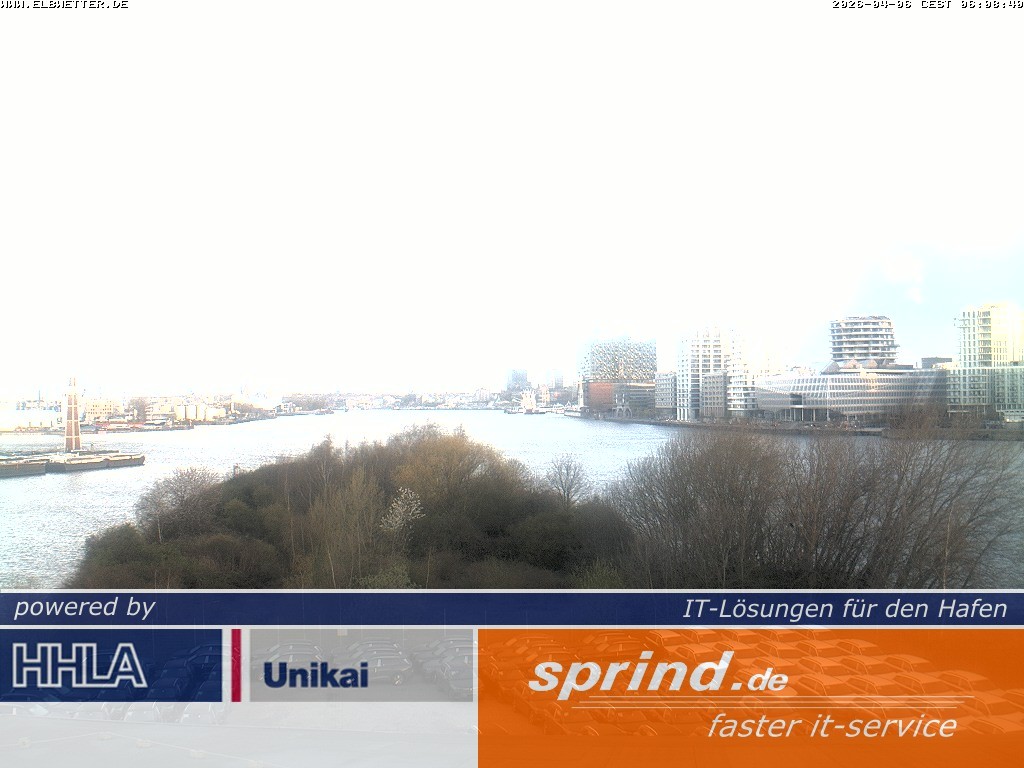 Archived image Webcam Hamburg Cruise Center