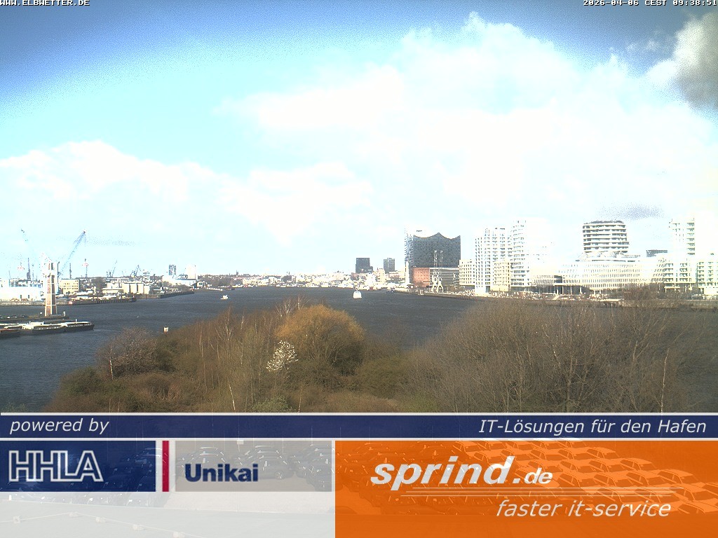 Archived image Webcam Hamburg Cruise Center