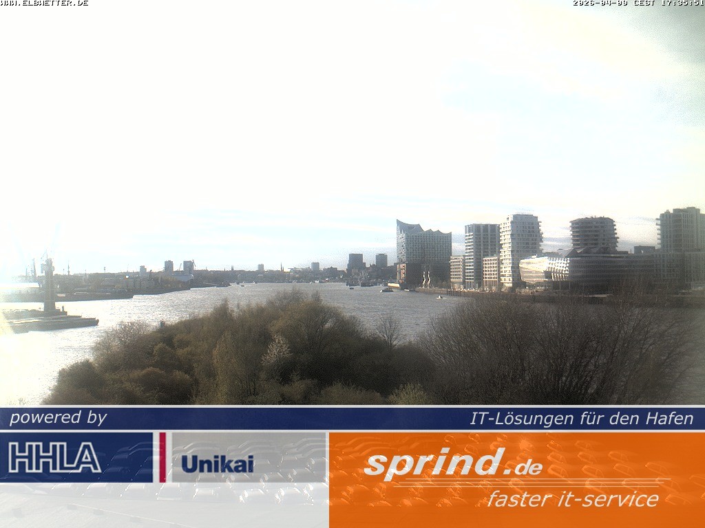 Archived image Webcam Hamburg Cruise Center