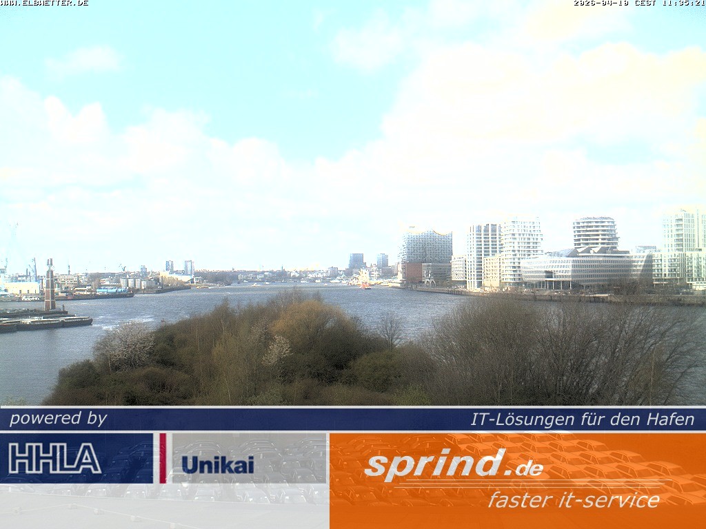 Archived image Webcam Hamburg Cruise Center