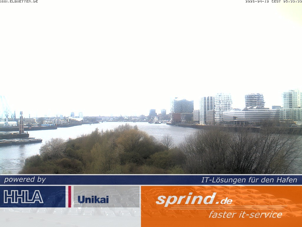 Archived image Webcam Hamburg Cruise Center