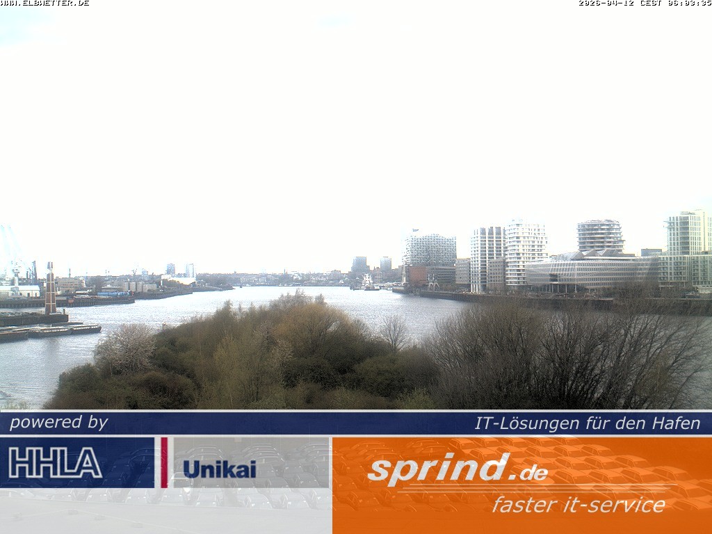 Archived image Webcam Hamburg Cruise Center