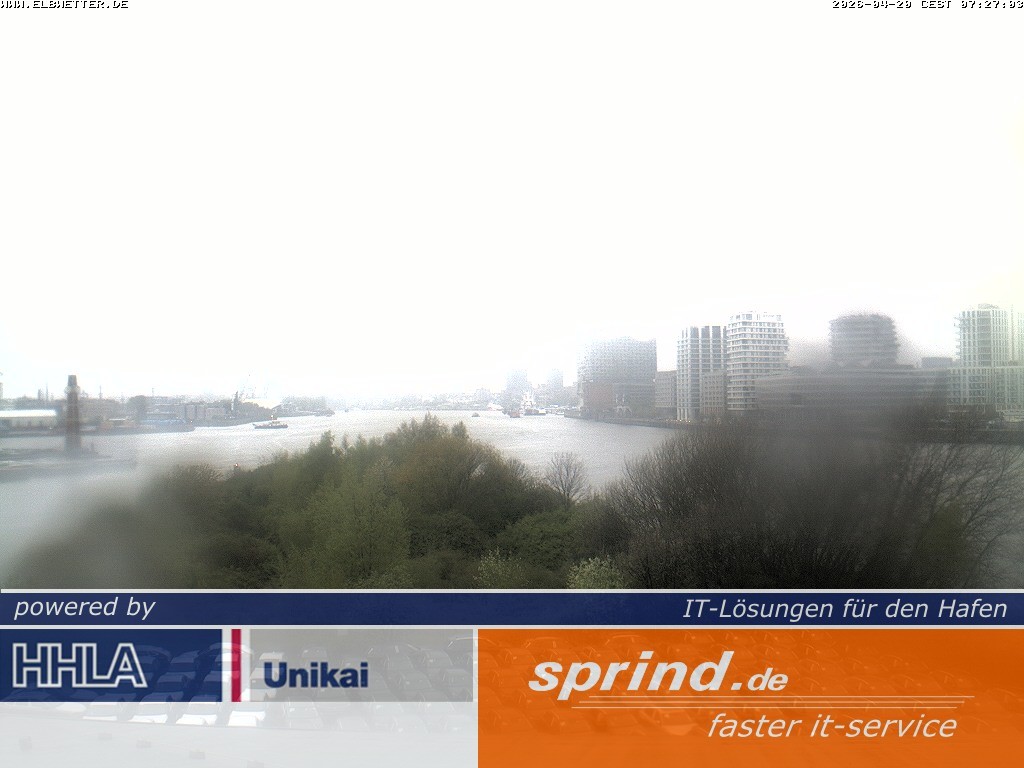 Archived image Webcam Hamburg Cruise Center