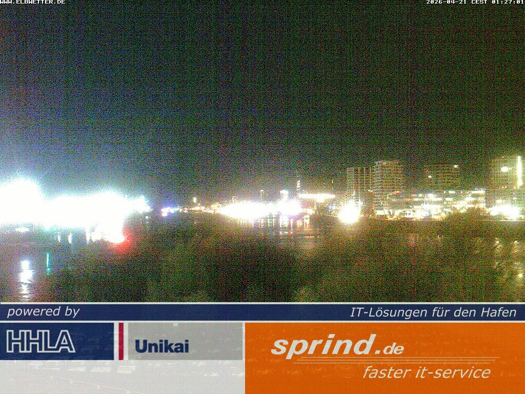 Archived image Webcam Hamburg Cruise Center