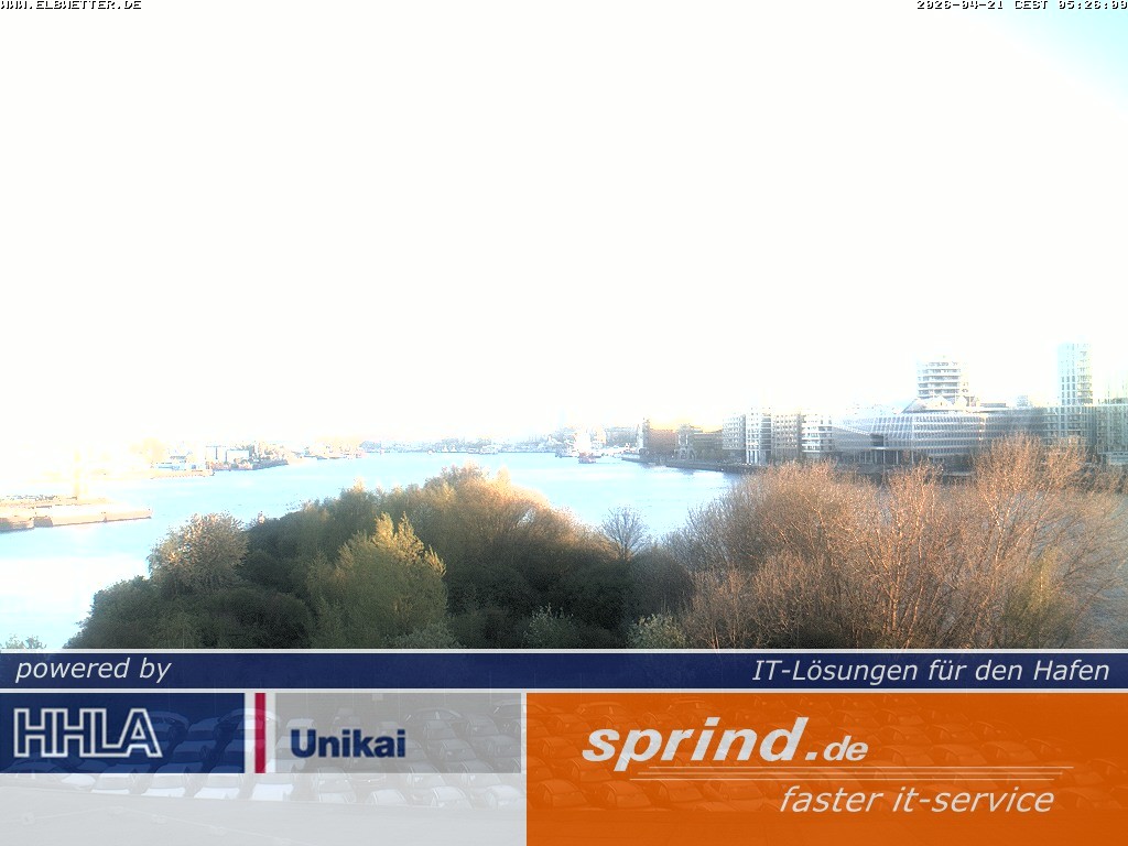 Archived image Webcam Hamburg Cruise Center