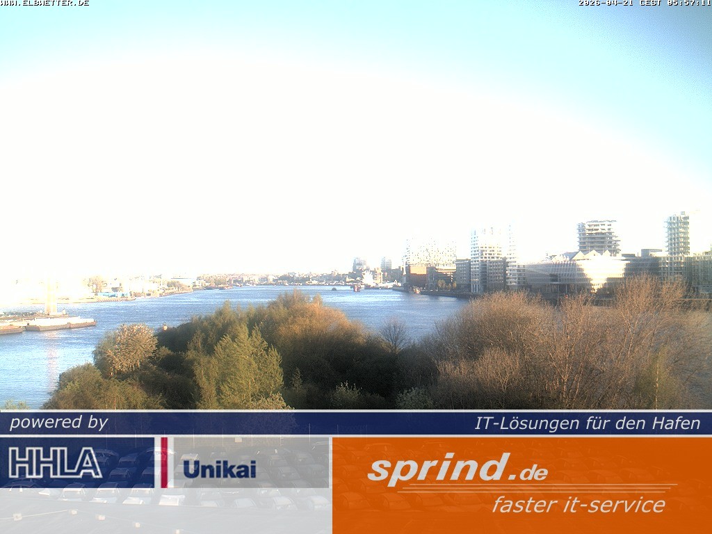 Archived image Webcam Hamburg Cruise Center