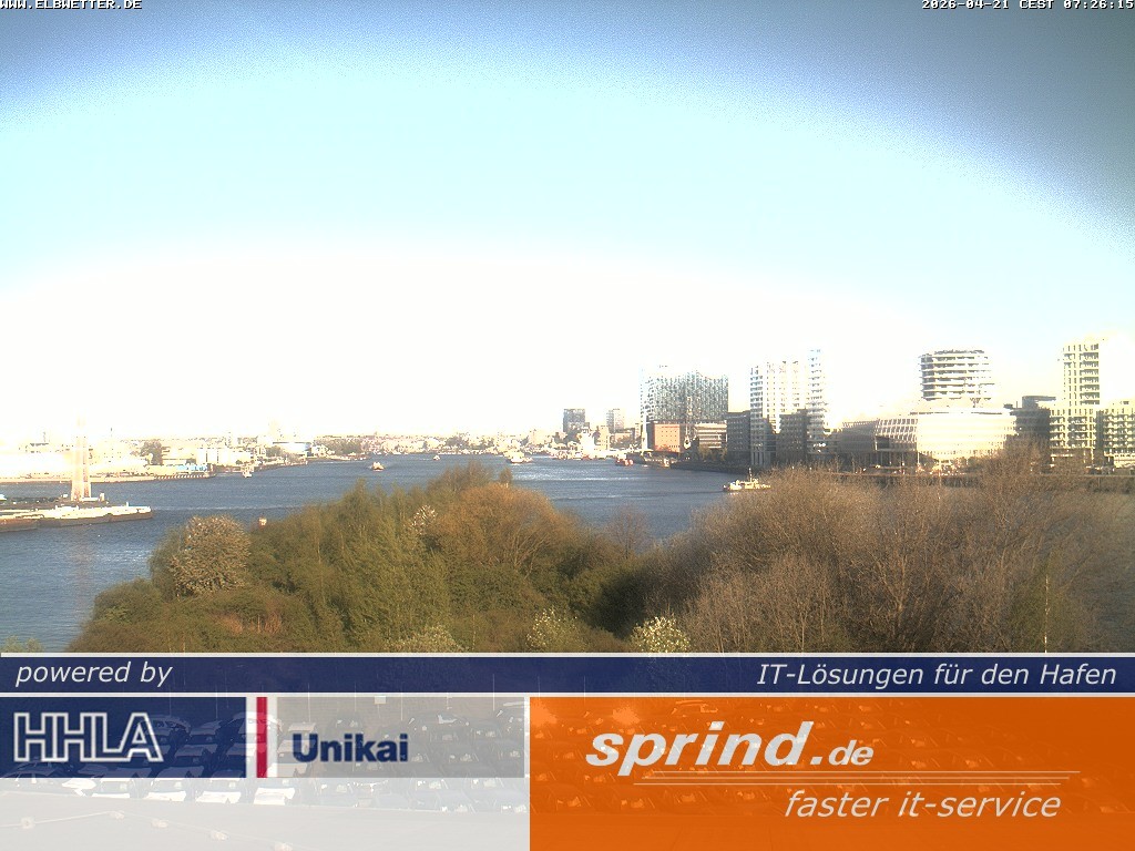 Archived image Webcam Hamburg Cruise Center