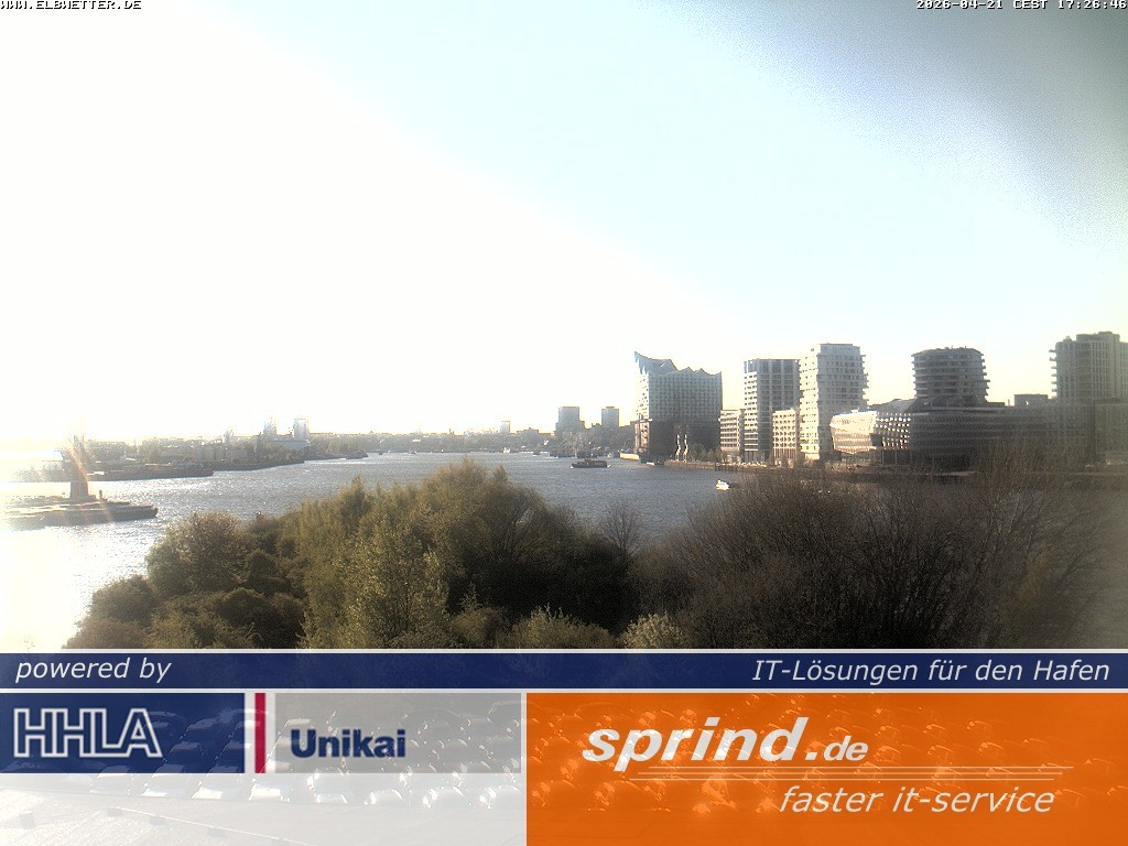 Archived image Webcam Hamburg Cruise Center