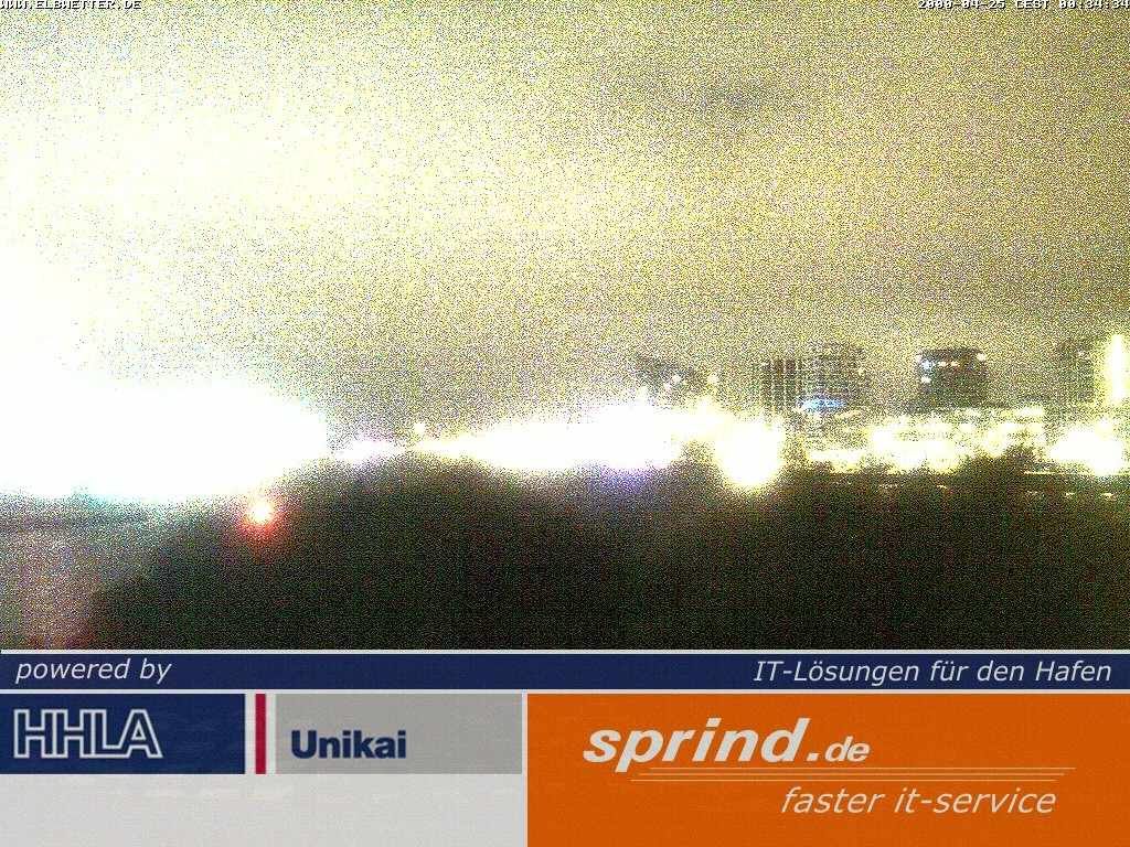 Archived image Webcam Hamburg Cruise Center