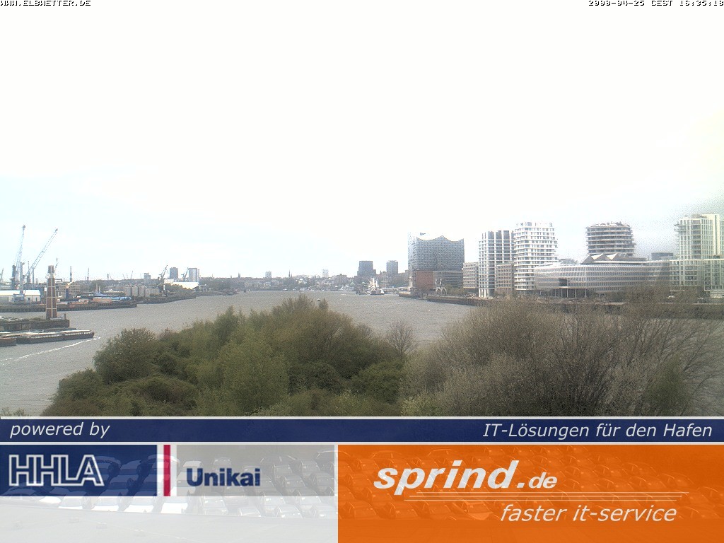 Archived image Webcam Hamburg Cruise Center