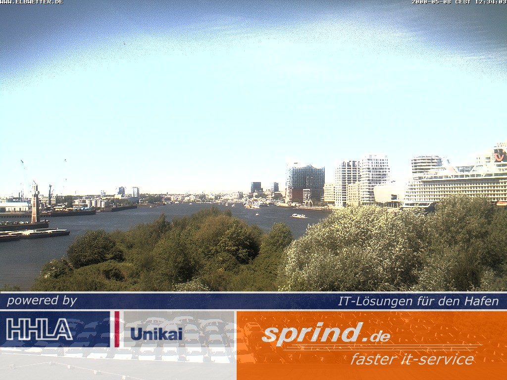 Archived image Webcam Hamburg Cruise Center