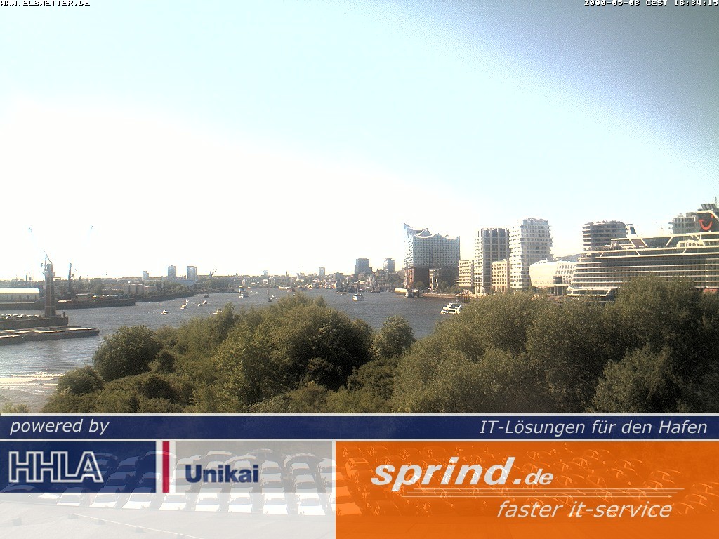 Archived image Webcam Hamburg Cruise Center