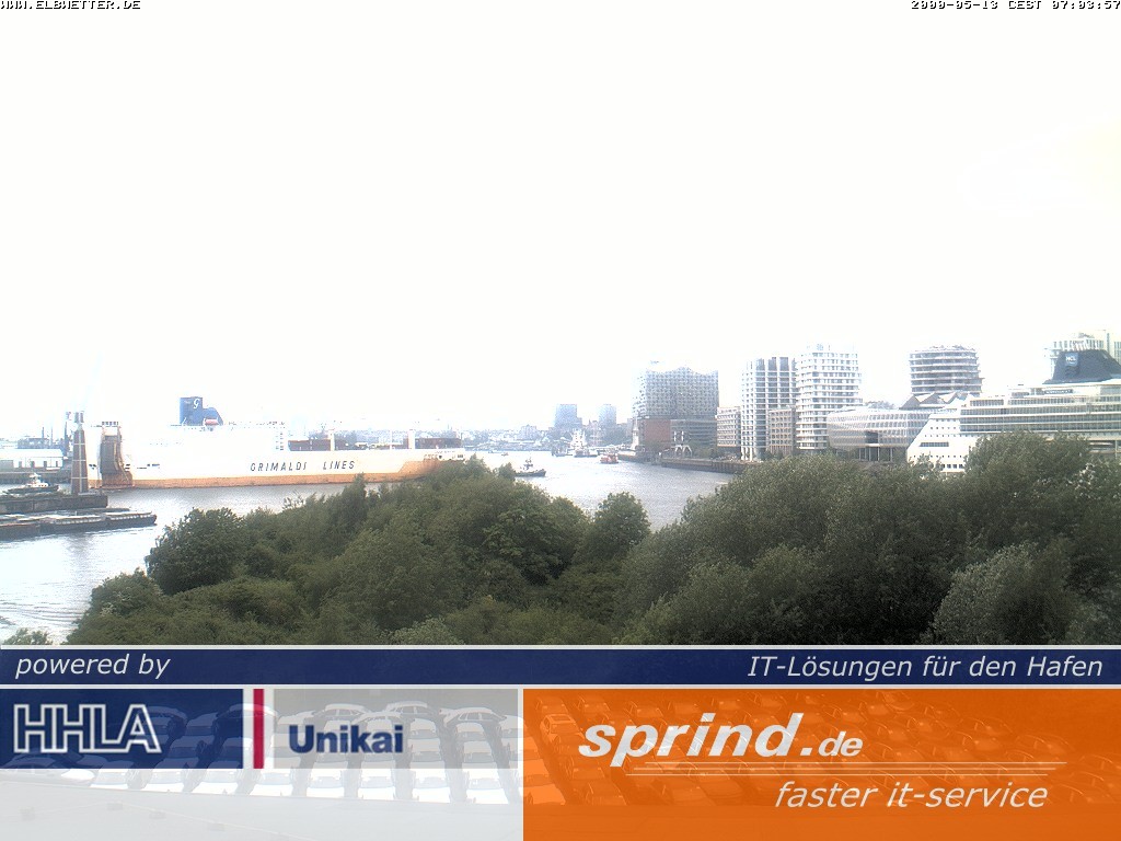 Archived image Webcam Hamburg Cruise Center