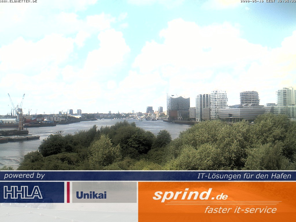 Archived image Webcam Hamburg Cruise Center