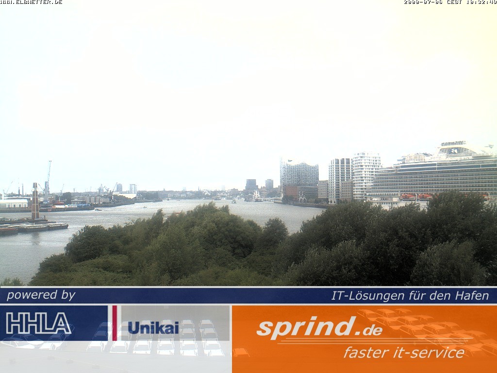 Archiv Foto Webcam Hamburg: Cruise Center Hafencity