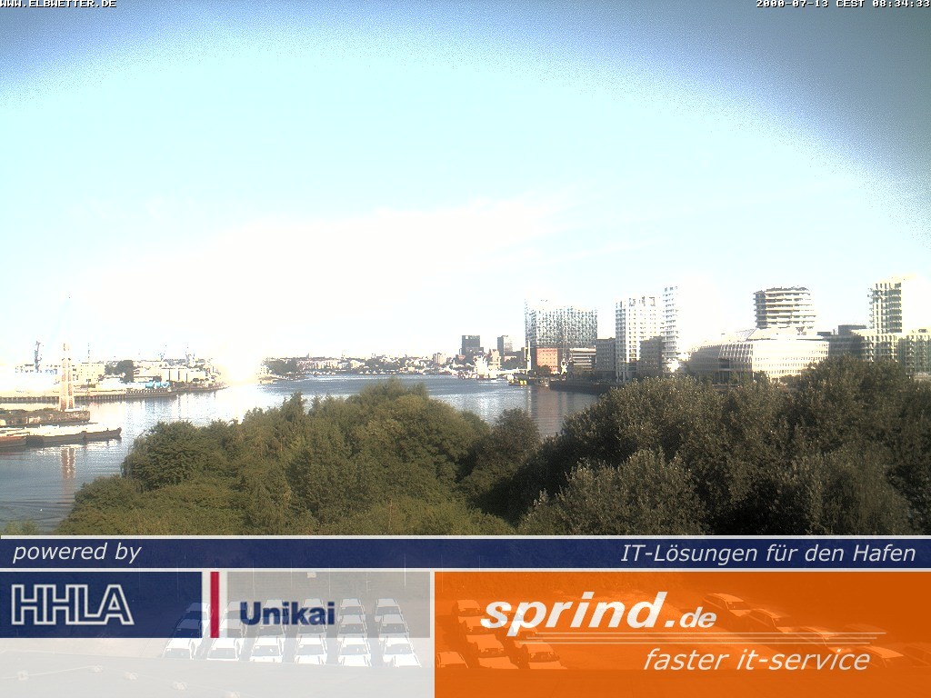 Archived image Webcam Hamburg Cruise Center