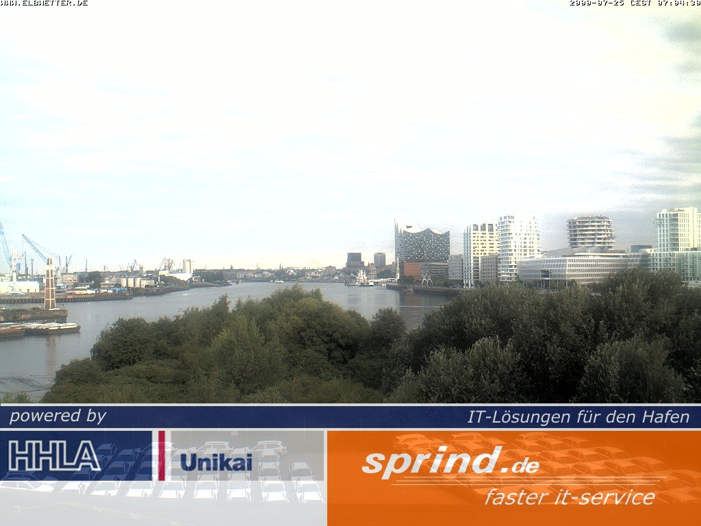 Archived image Webcam Hamburg Cruise Center
