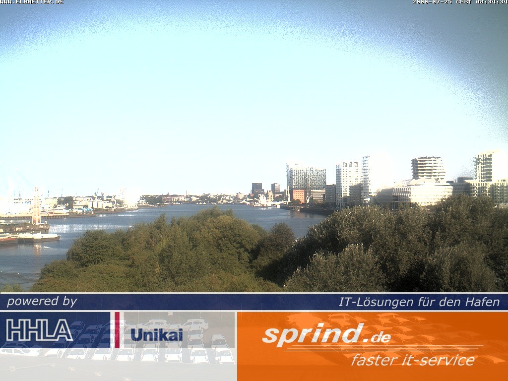 Archived image Webcam Hamburg Cruise Center