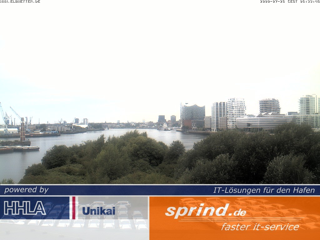 Archived image Webcam Hamburg Cruise Center