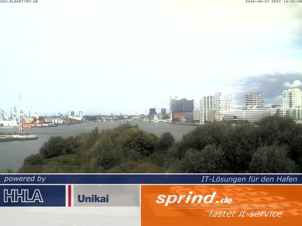 Archived image Webcam Hamburg Cruise Center