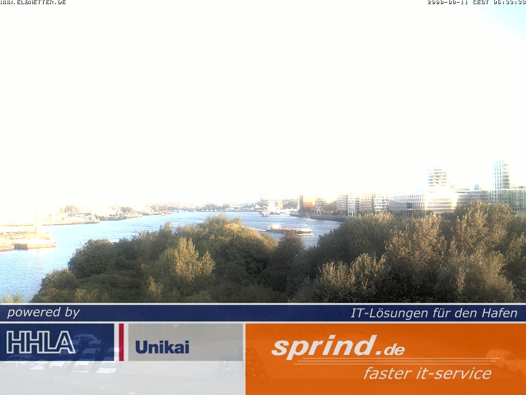 Archived image Webcam Hamburg Cruise Center