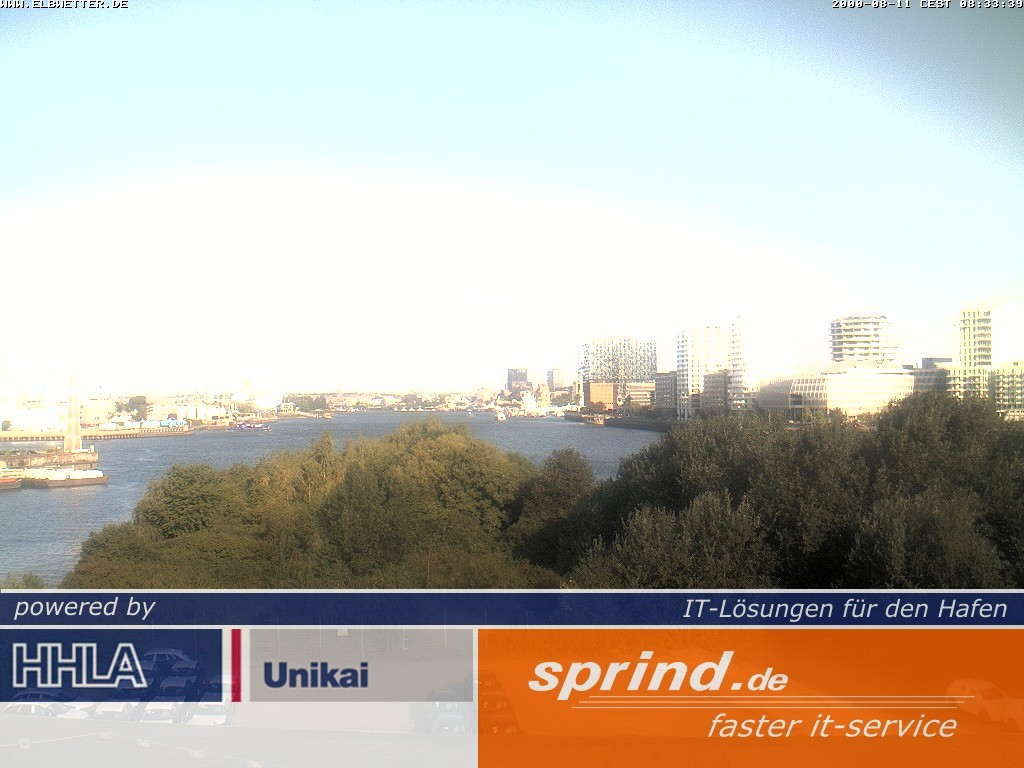 Archived image Webcam Hamburg Cruise Center