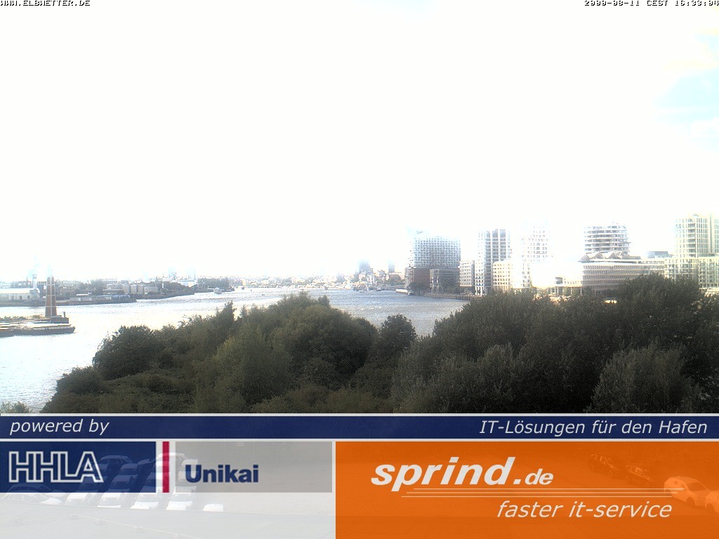 Archived image Webcam Hamburg Cruise Center