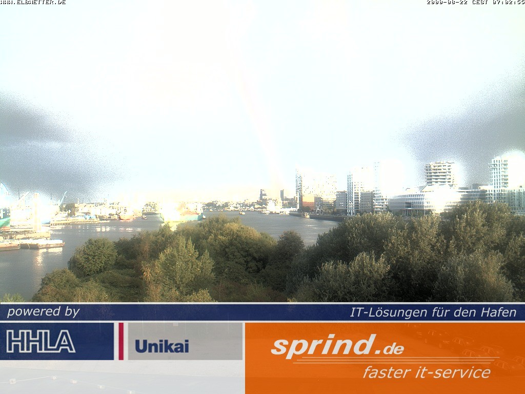 Archived image Webcam Hamburg Cruise Center