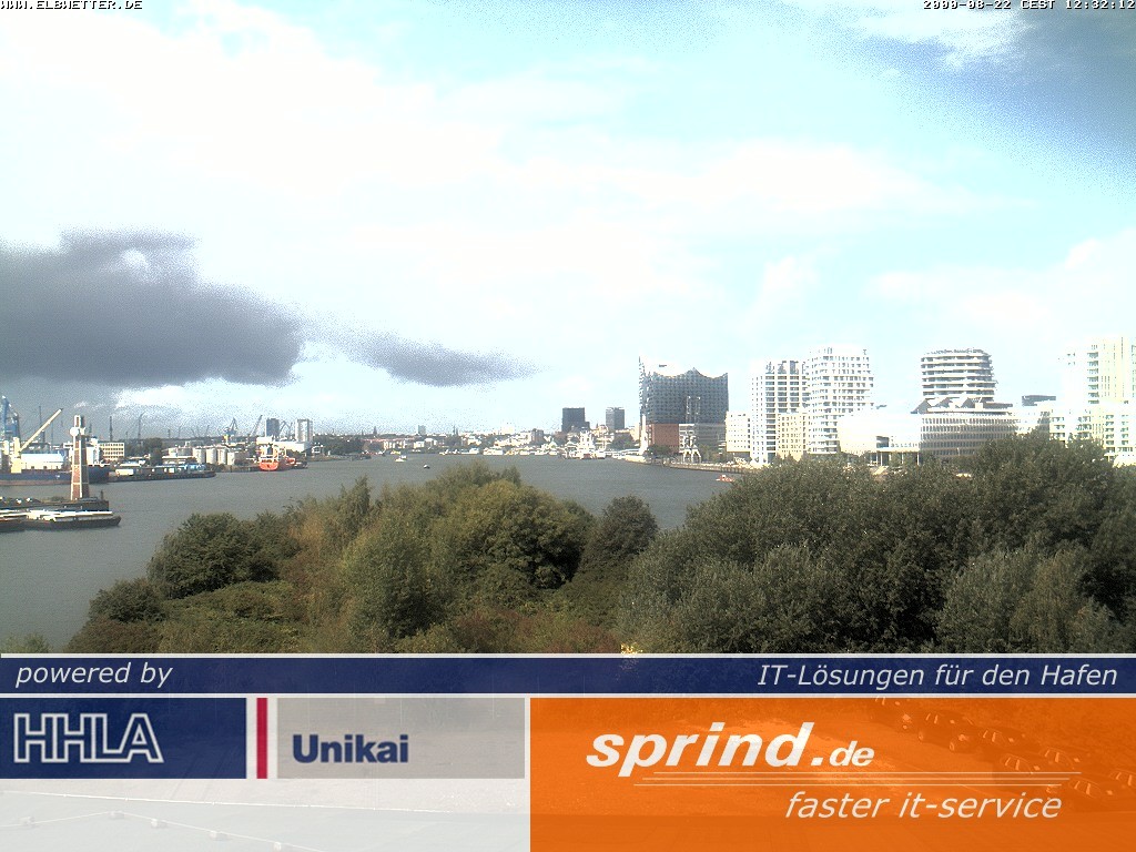 Archived image Webcam Hamburg Cruise Center