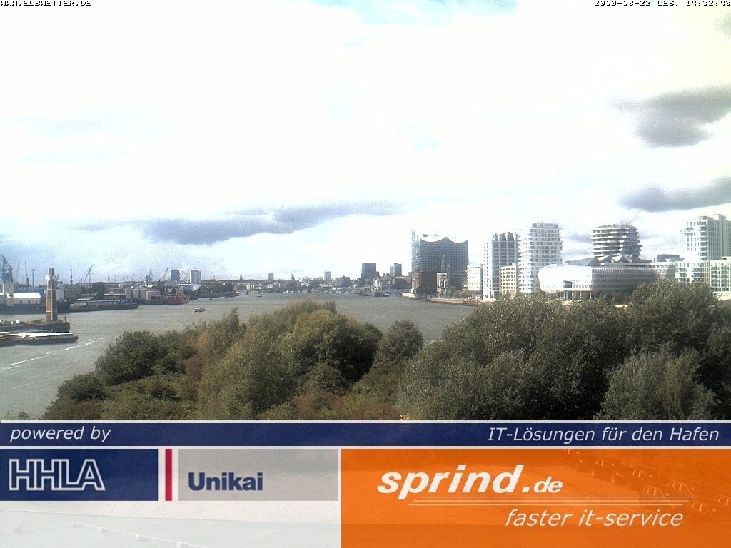 Archived image Webcam Hamburg Cruise Center