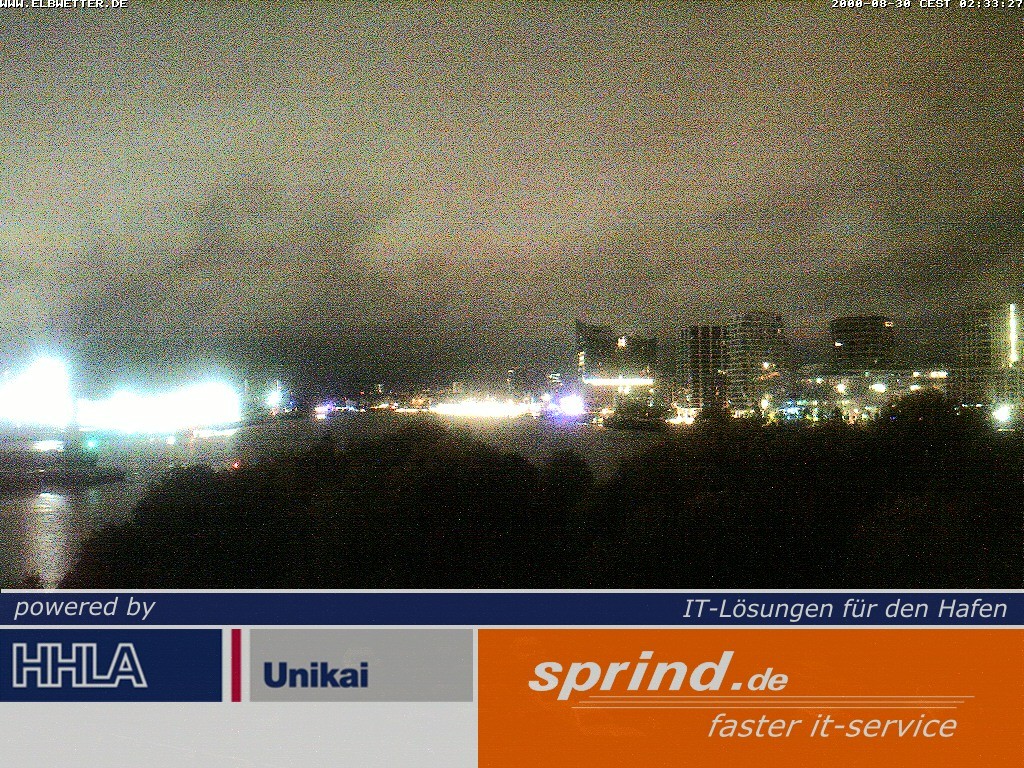 Archived image Webcam Hamburg Cruise Center