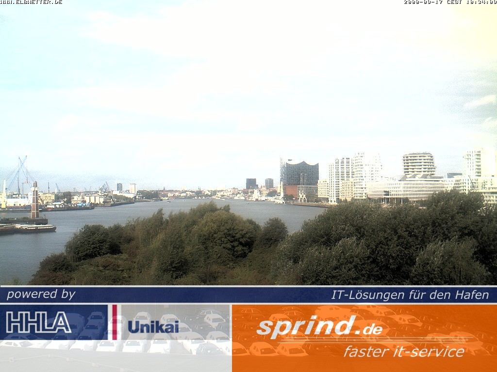 Archived image Webcam Hamburg Cruise Center