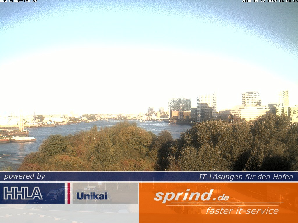 Archived image Webcam Hamburg Cruise Center