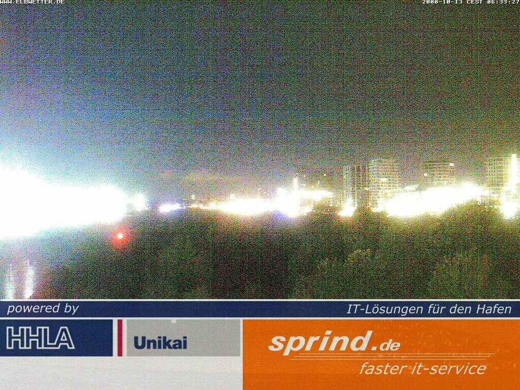 Archived image Webcam Hamburg Cruise Center