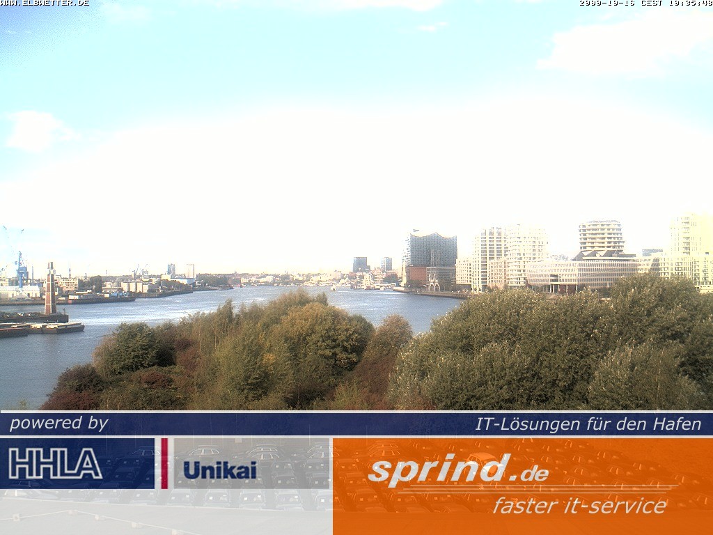 Archived image Webcam Hamburg Cruise Center